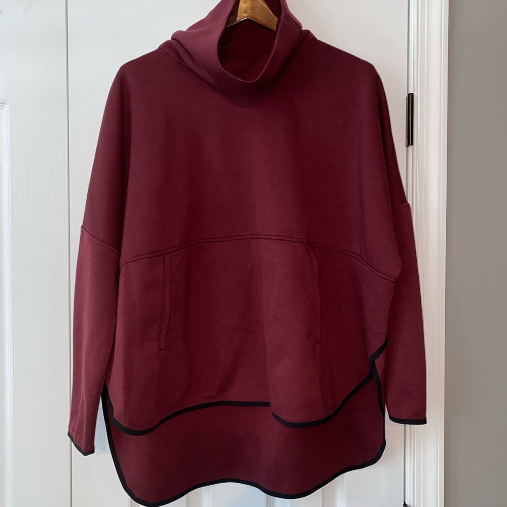 North Face loose turtle neck sweatshirt